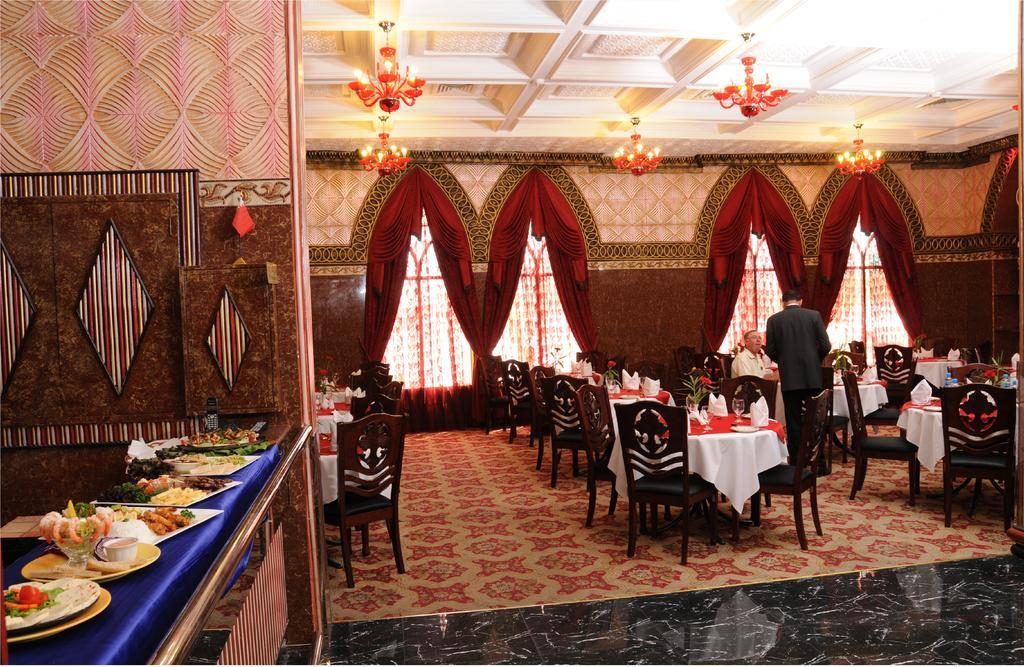 Gulf Gate Hotel Manama Exterior photo